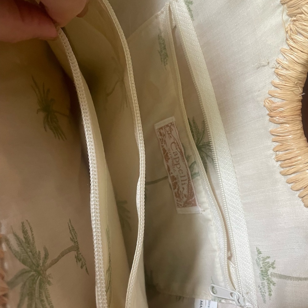 Vintage Cappelli straw bag with flamingo.  Cute wood handles. Like new. Florida - Picture 6 of 6